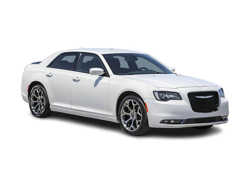 Thumbnail: 2018 Chrysler 300 - 17