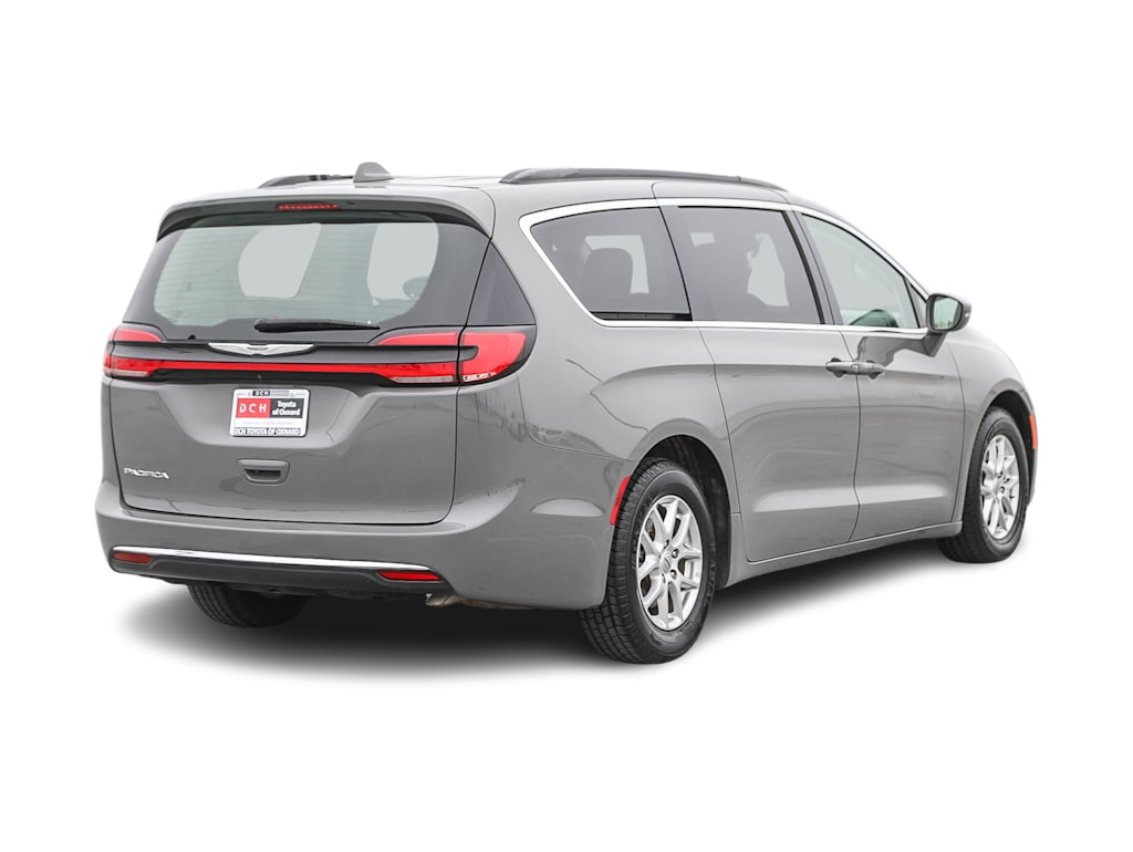 Thumbnail: 2022 Chrysler Pacifica - 16