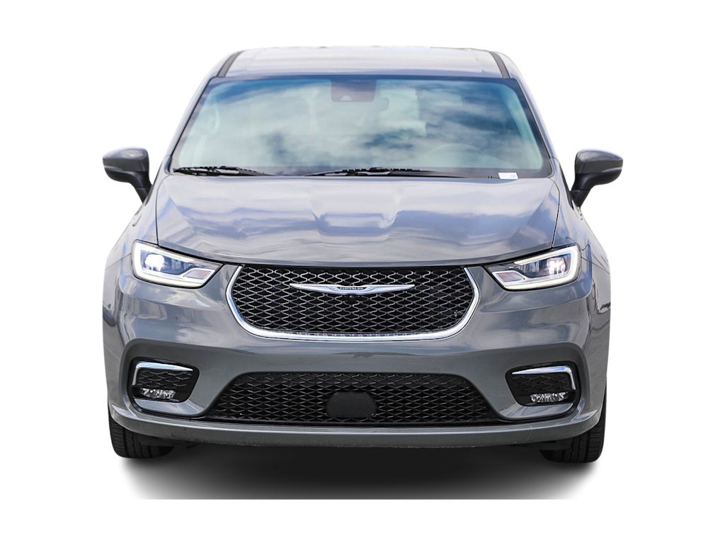 Thumbnail: 2023 Chrysler Pacifica - 5