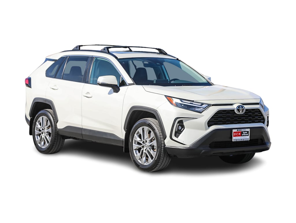Thumbnail: 2022 Toyota RAV4 - 17