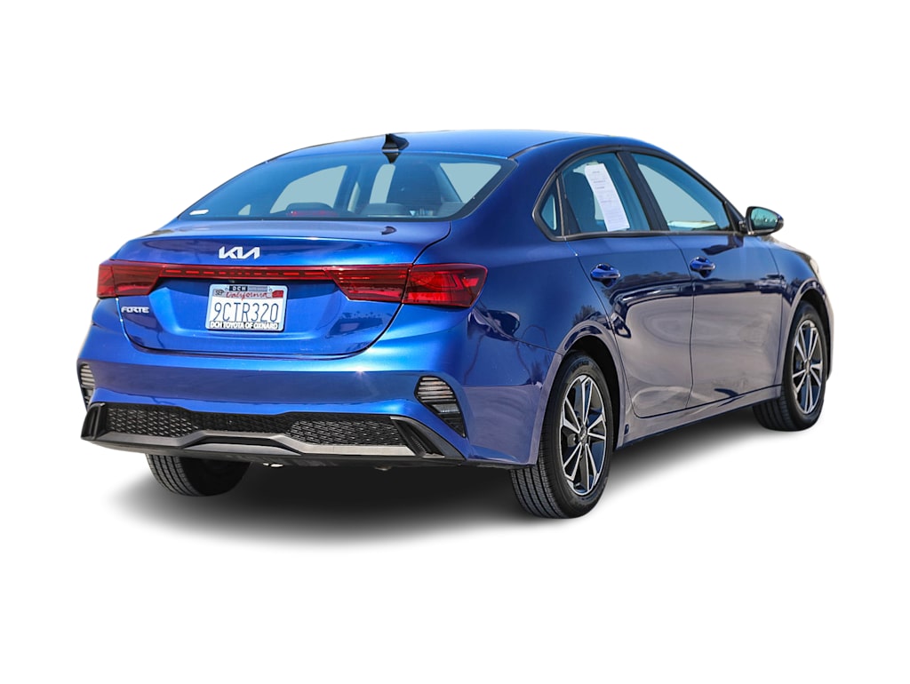 Thumbnail: 2023 Kia Forte - 18