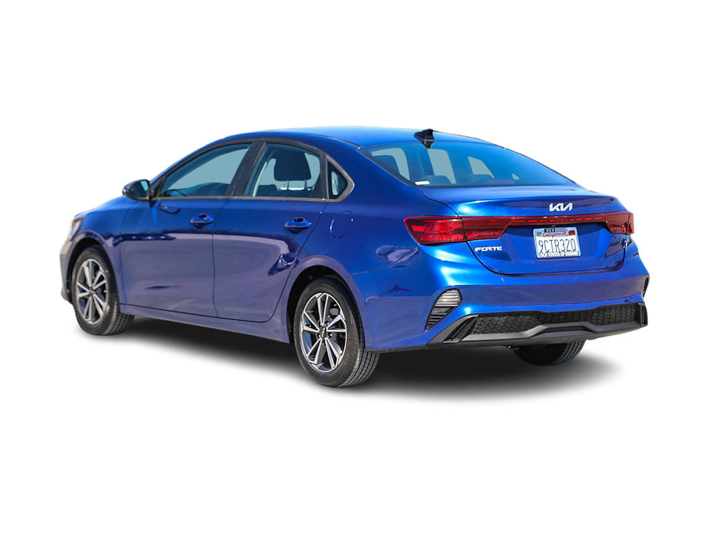 Thumbnail: 2023 Kia Forte - 3
