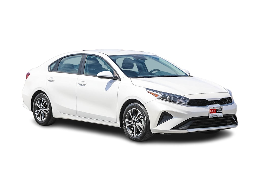 Thumbnail: 2023 Kia Forte - 17