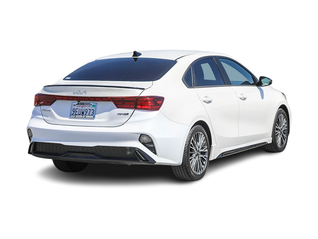 Thumbnail: 2023 Kia Forte - 17