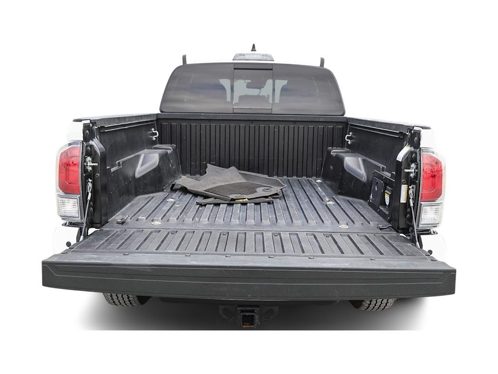 Thumbnail: 2023 Toyota Tacoma - 17