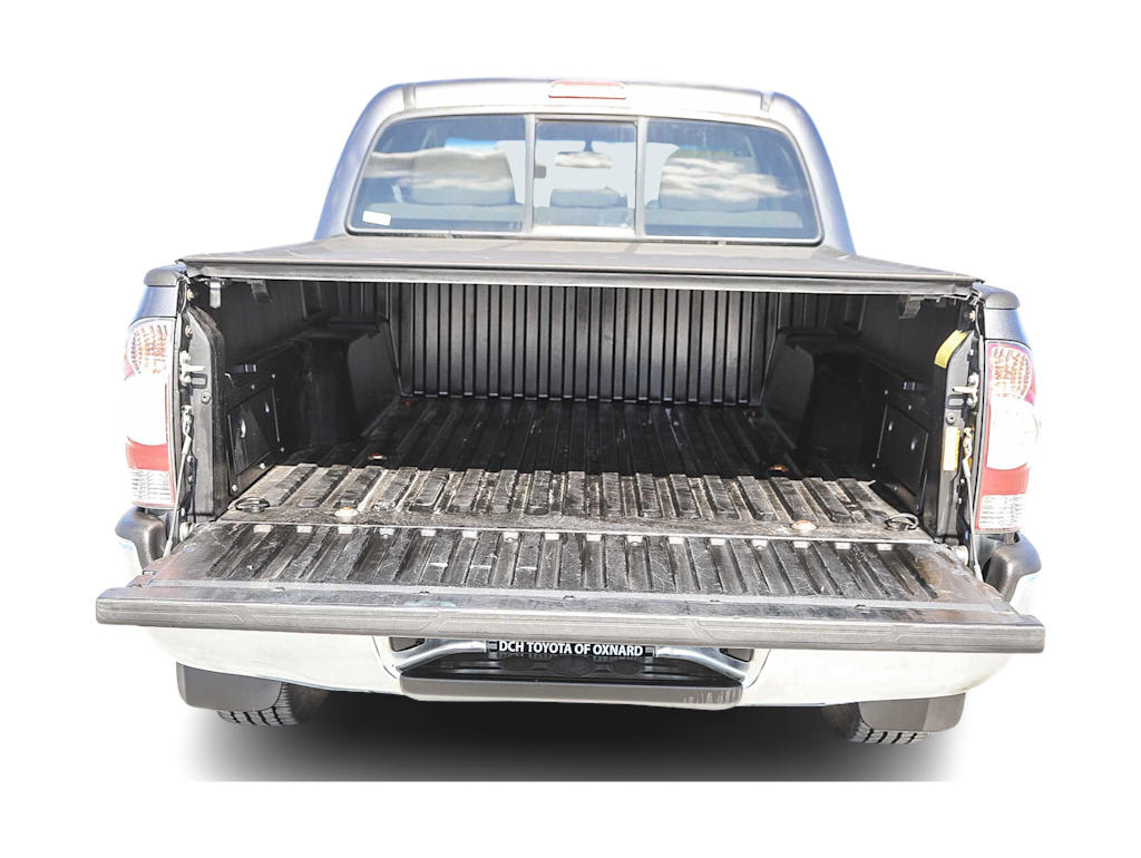 Thumbnail: 2011 Toyota Tacoma - 15