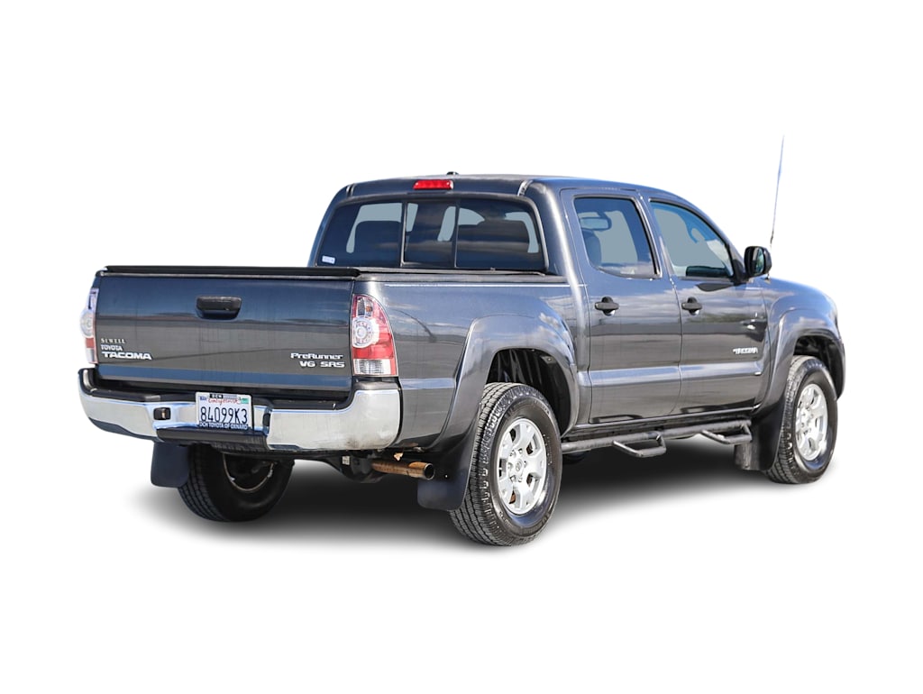 Thumbnail: 2011 Toyota Tacoma - 17
