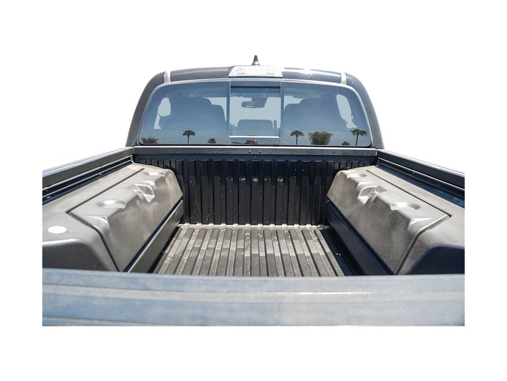 Thumbnail: 2021 Toyota Tacoma - 16