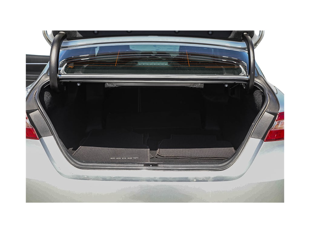 Thumbnail: 2019 Toyota Camry - 16