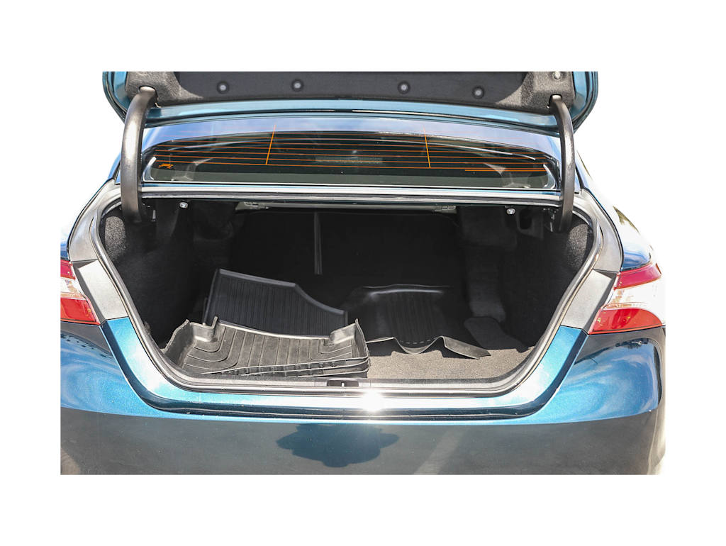 Thumbnail: 2019 Toyota Camry - 15