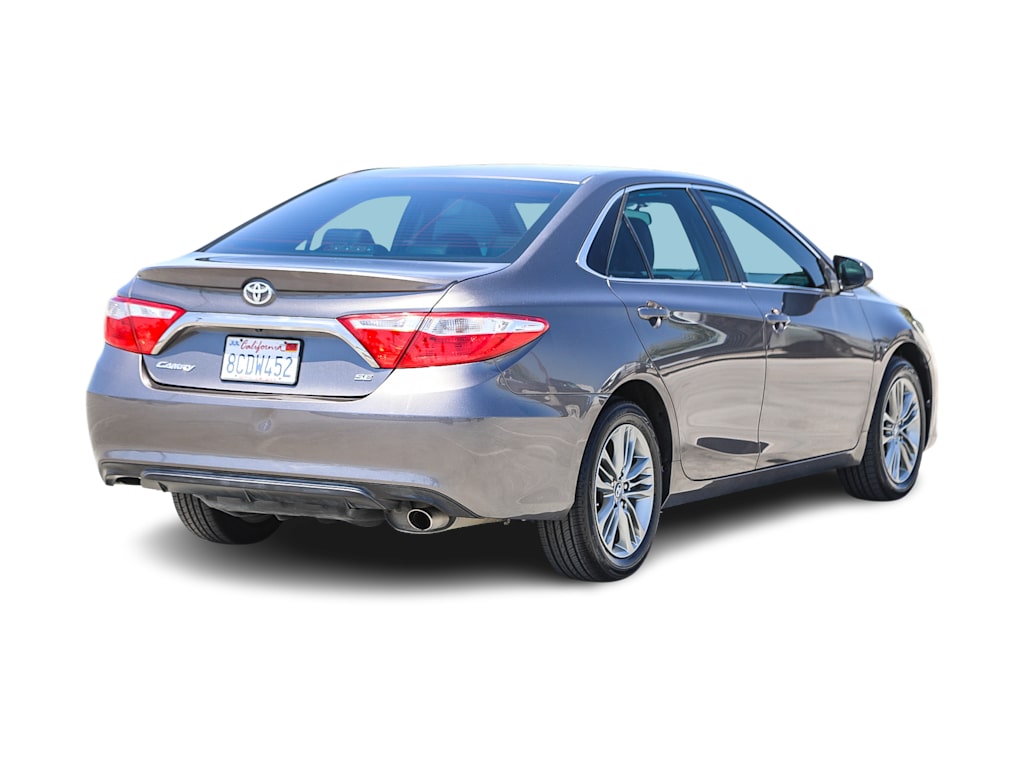 Thumbnail: 2016 Toyota Camry - 18
