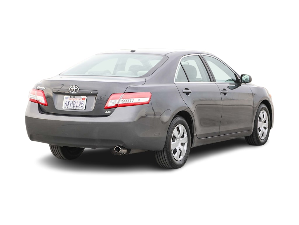 Thumbnail: 2010 Toyota Camry - 18