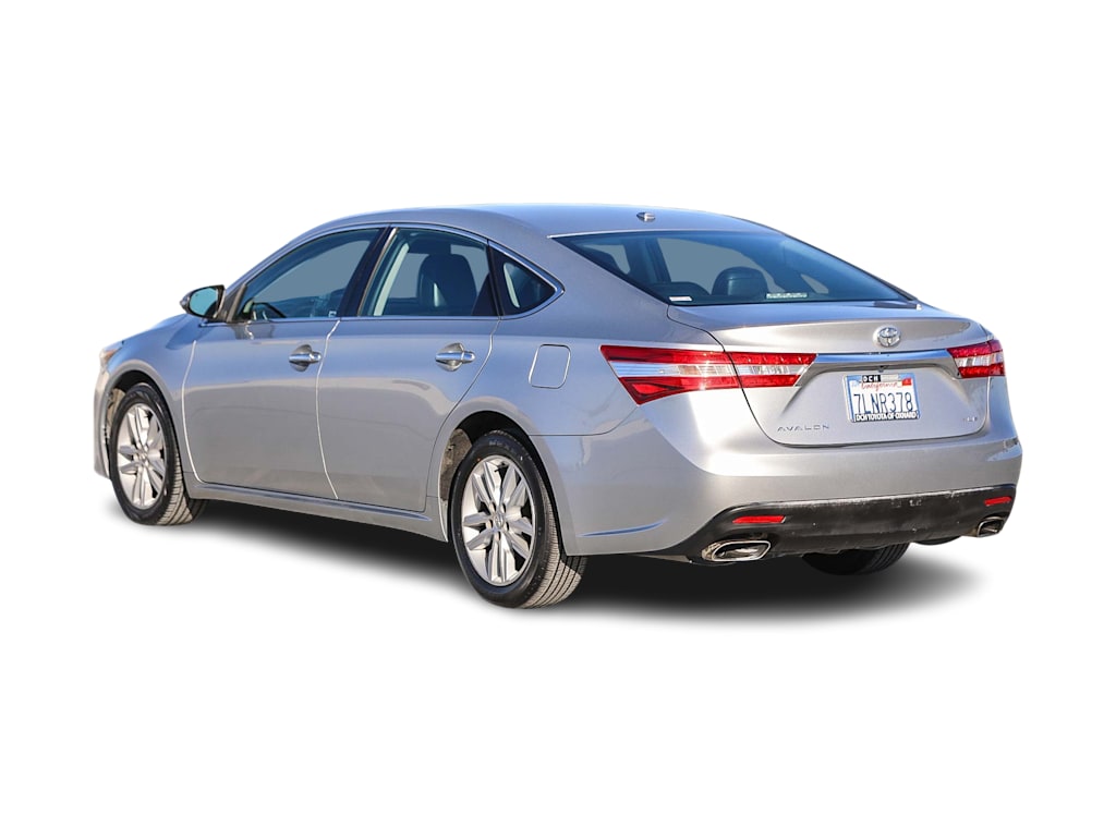 Thumbnail: 2015 Toyota Avalon - 3