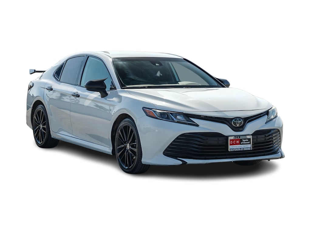 Thumbnail: 2020 Toyota Camry - 18