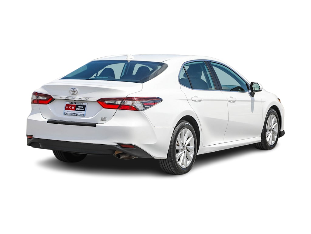 Thumbnail: 2022 Toyota Camry - 16