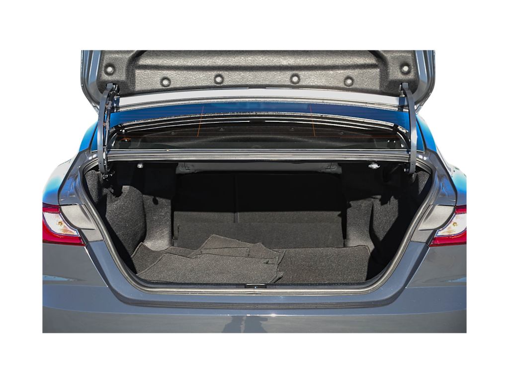 Thumbnail: 2025 Toyota Camry - 16