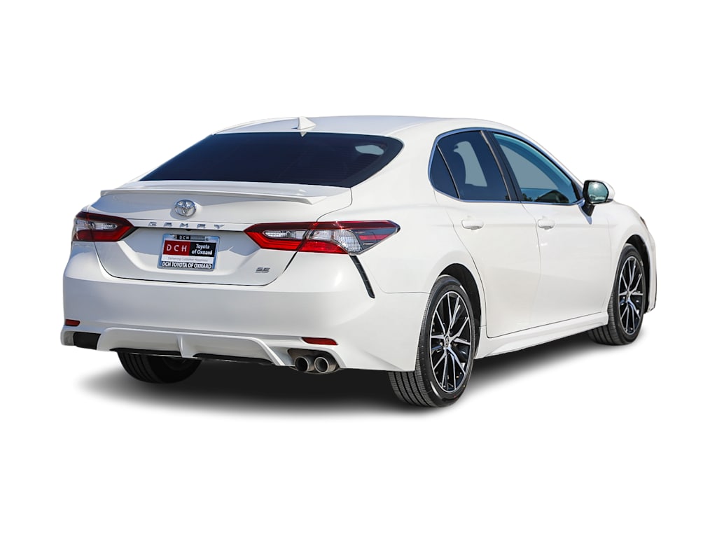 Thumbnail: 2023 Toyota Camry - 18