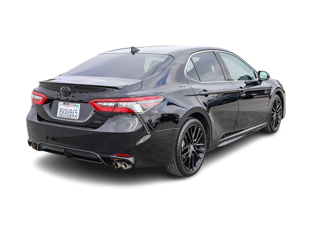 Thumbnail: 2021 Toyota Camry - 18