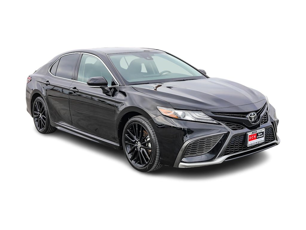 Thumbnail: 2021 Toyota Camry - 17
