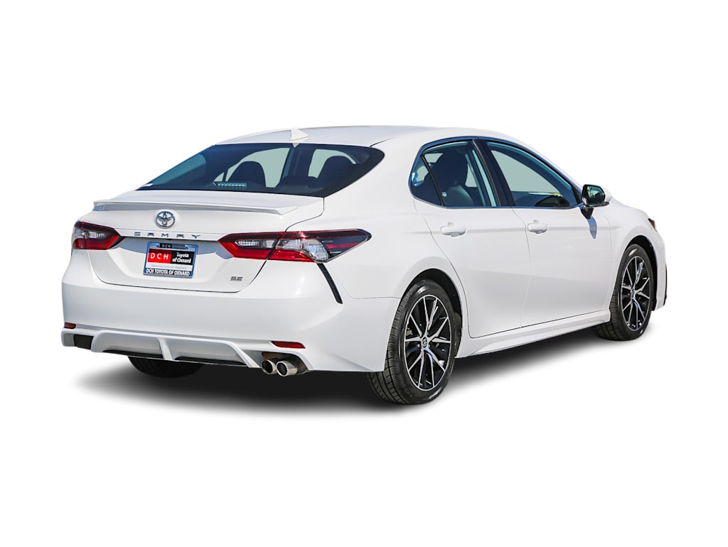 Thumbnail: 2024 Toyota Camry - 17