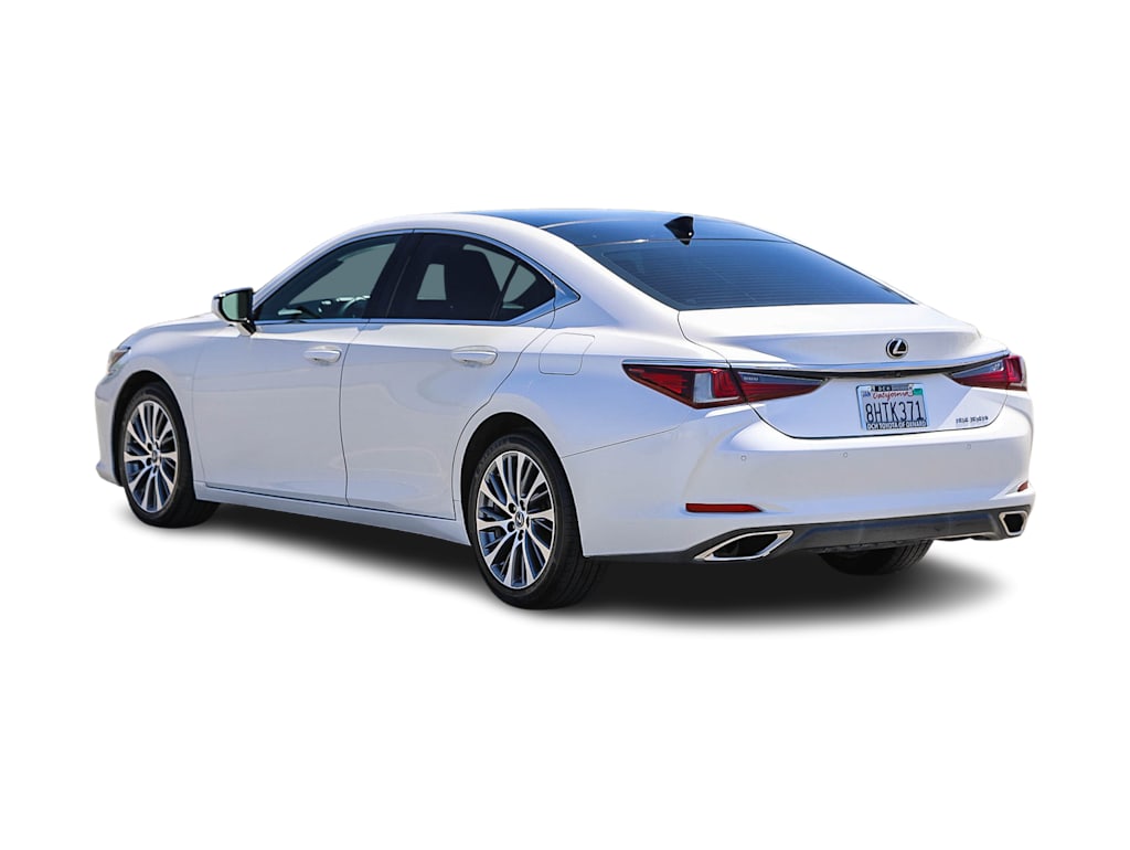 Thumbnail: 2019 Lexus ES - 3