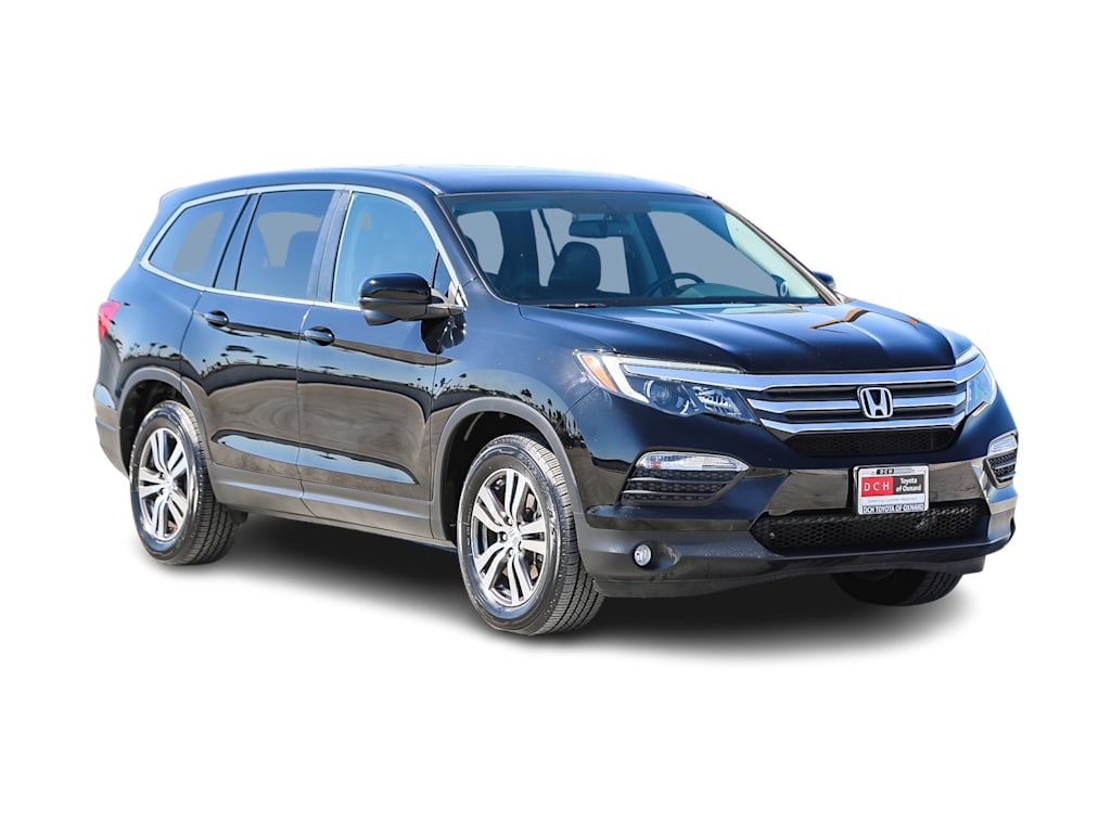 Thumbnail: 2017 Honda Pilot - 16