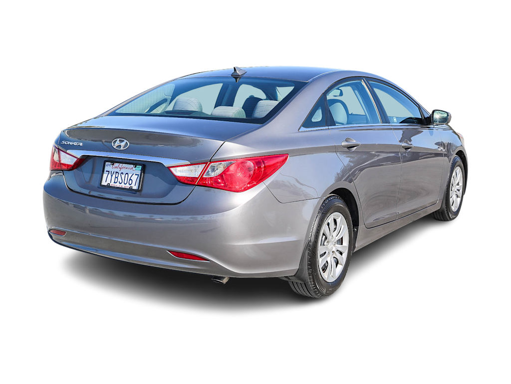 Thumbnail: 2012 Hyundai Sonata - 18