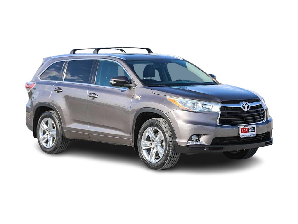 Thumbnail: 2016 Toyota Highlander - 17