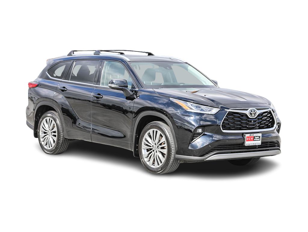Thumbnail: 2022 Toyota Highlander - 15