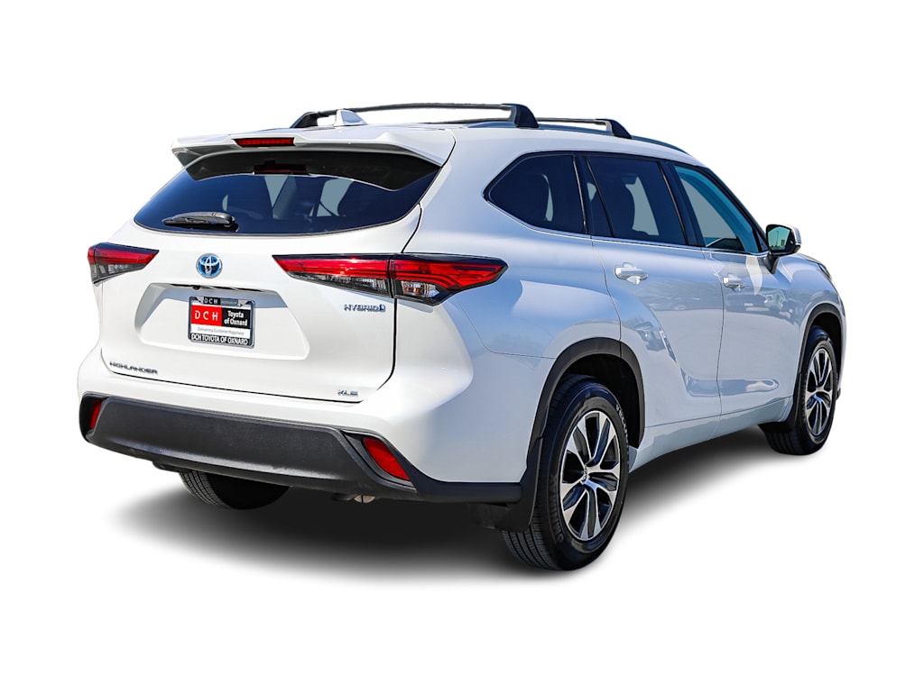 Thumbnail: 2022 Toyota Highlander - 18