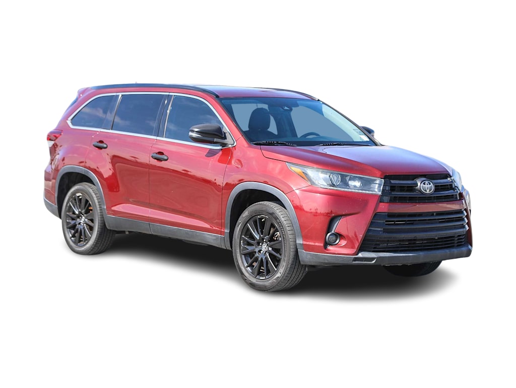 Thumbnail: 2019 Toyota Highlander - 17