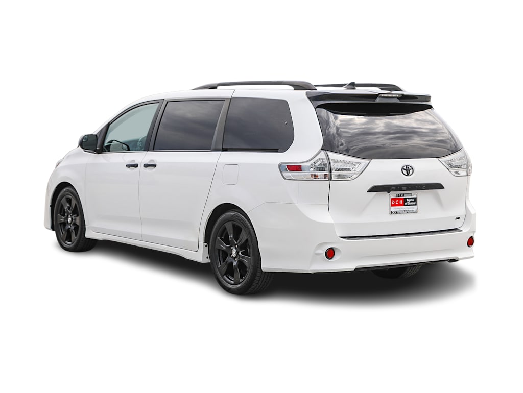 Thumbnail: 2020 Toyota Sienna - 3