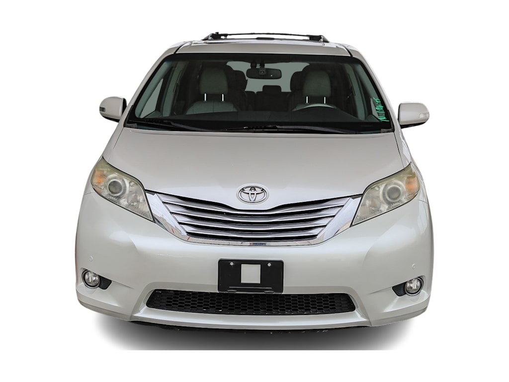 2013 Toyota Sienna Limited 4