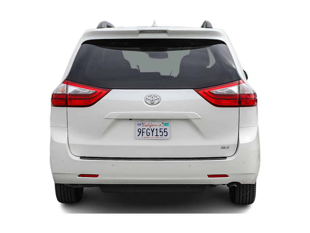 Thumbnail: 2020 Toyota Sienna - 4