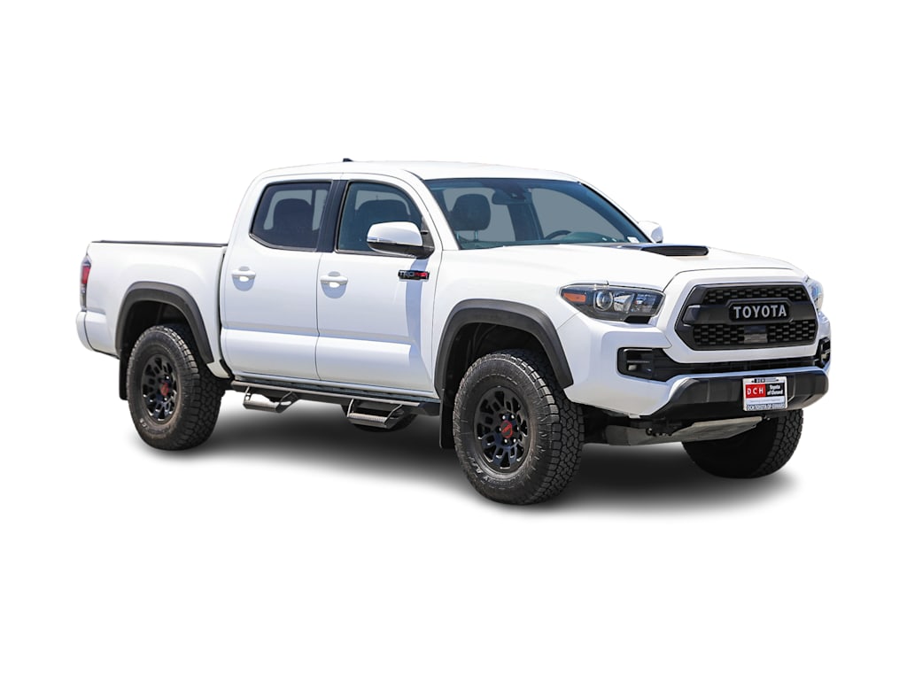 Thumbnail: 2018 Toyota Tacoma - 17