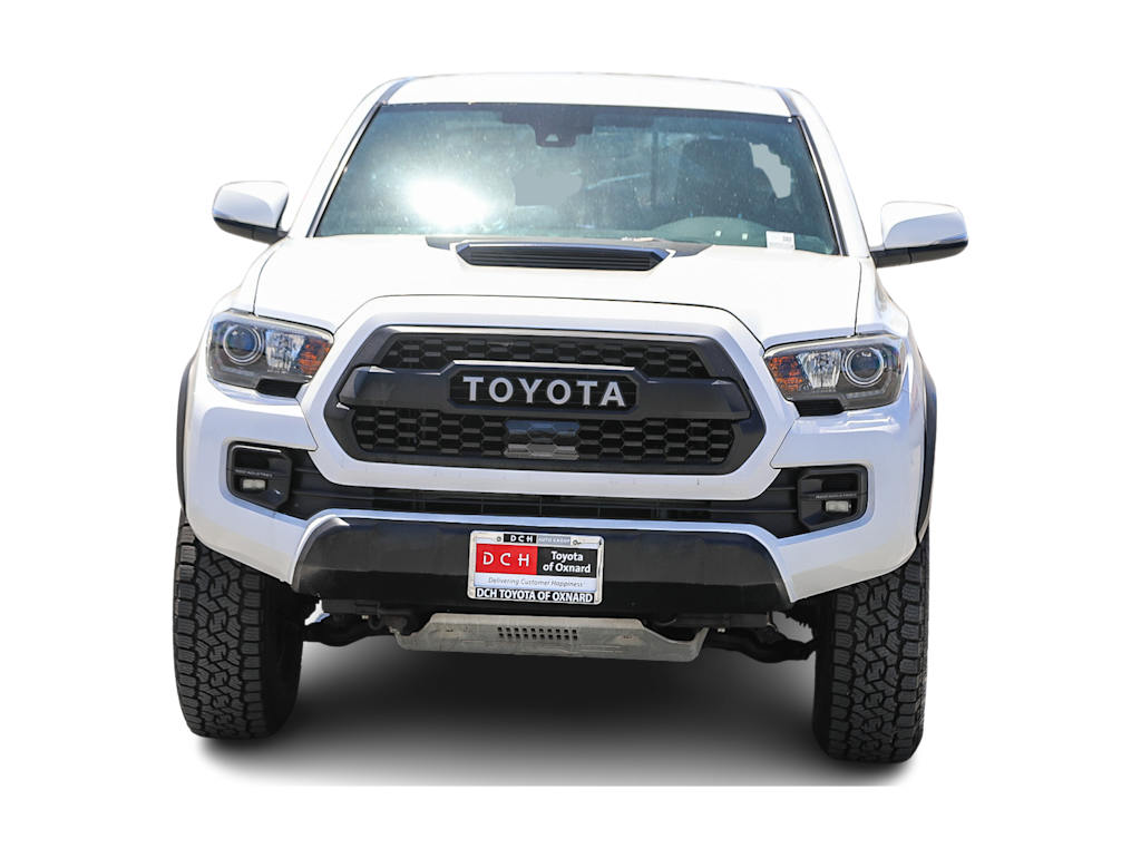 Thumbnail: 2018 Toyota Tacoma - 5