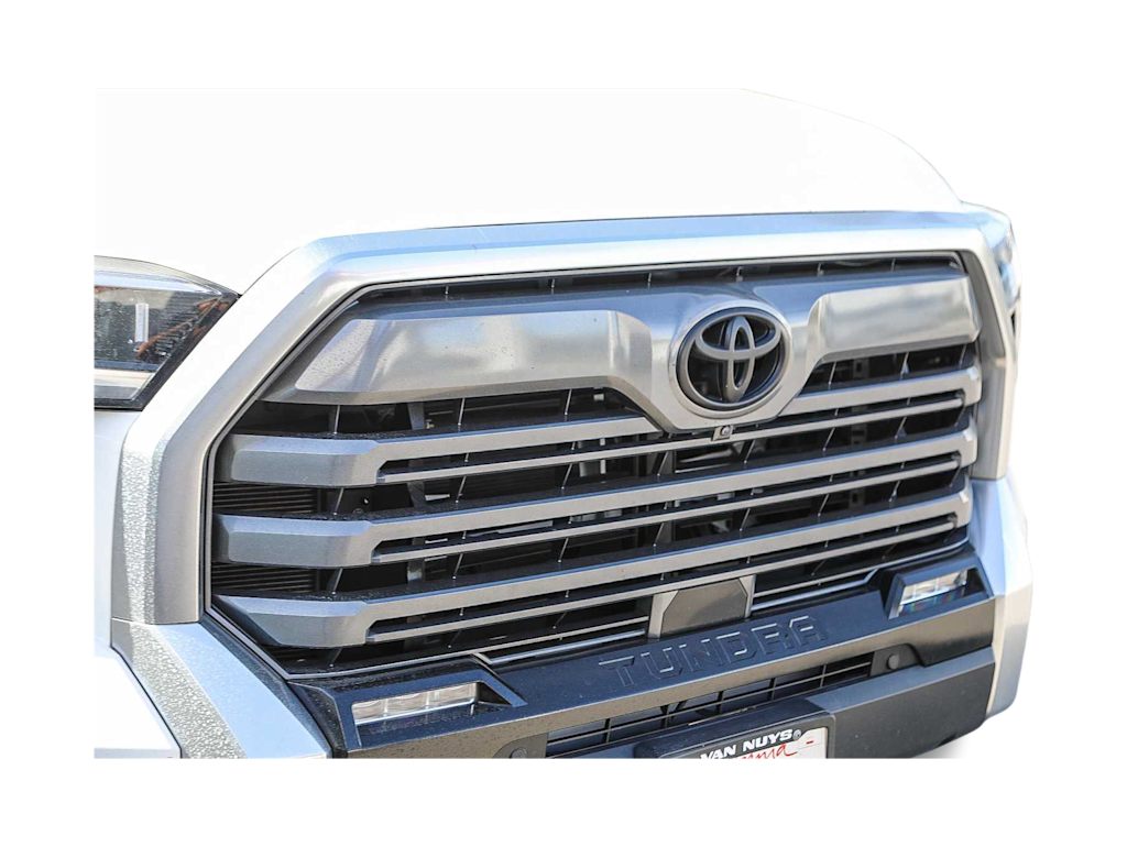 2023 Toyota Tundra Limited 18