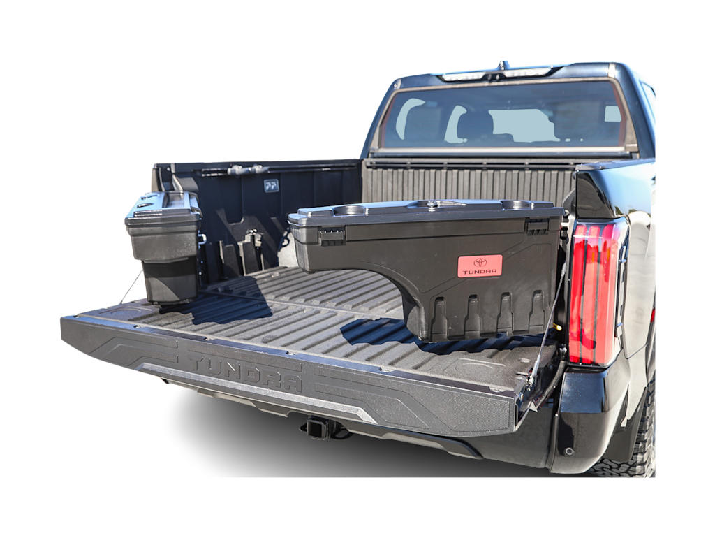 Thumbnail: 2023 Toyota Tundra - 17