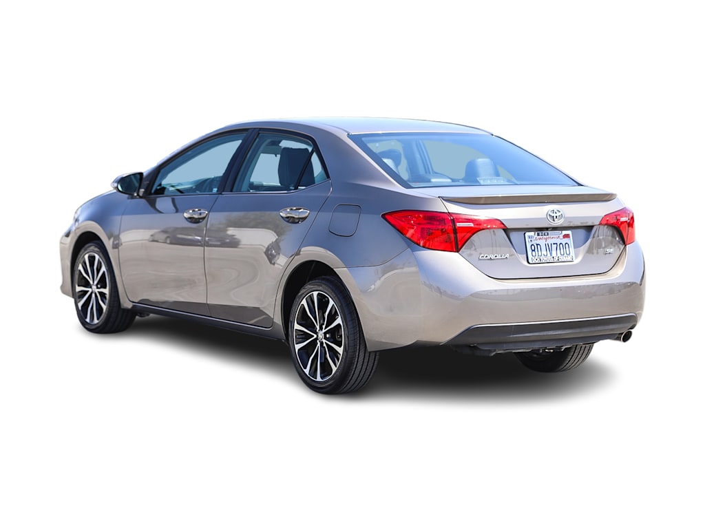 Thumbnail: 2018 Toyota Corolla - 3