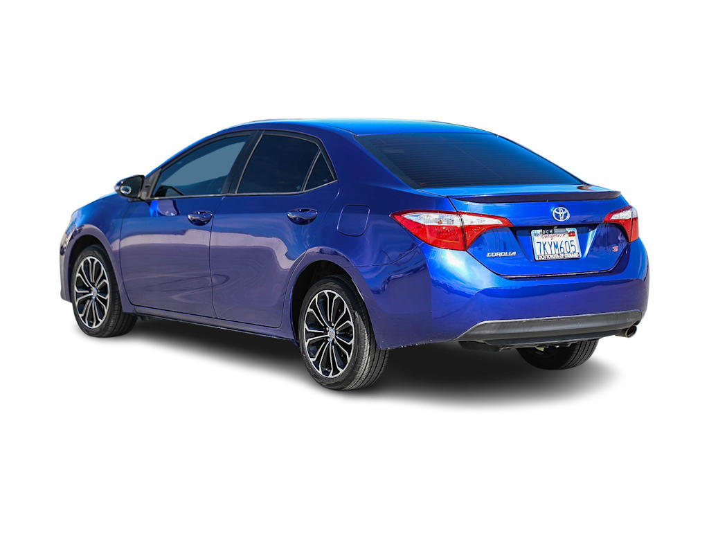 Thumbnail: 2015 Toyota Corolla - 3