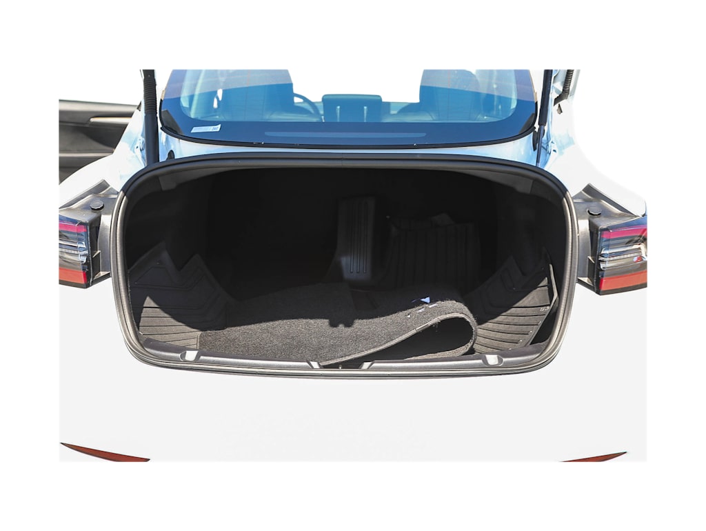 Thumbnail: 2023 Tesla Model 3 - 14