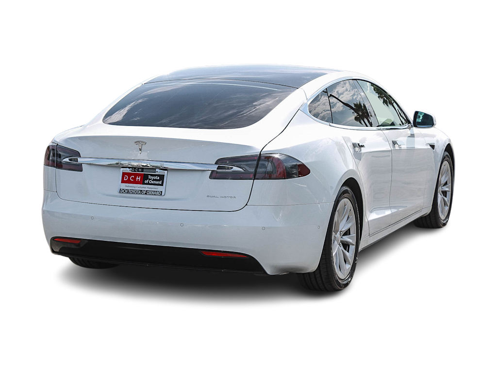 Thumbnail: 2019 Tesla Model S - 17