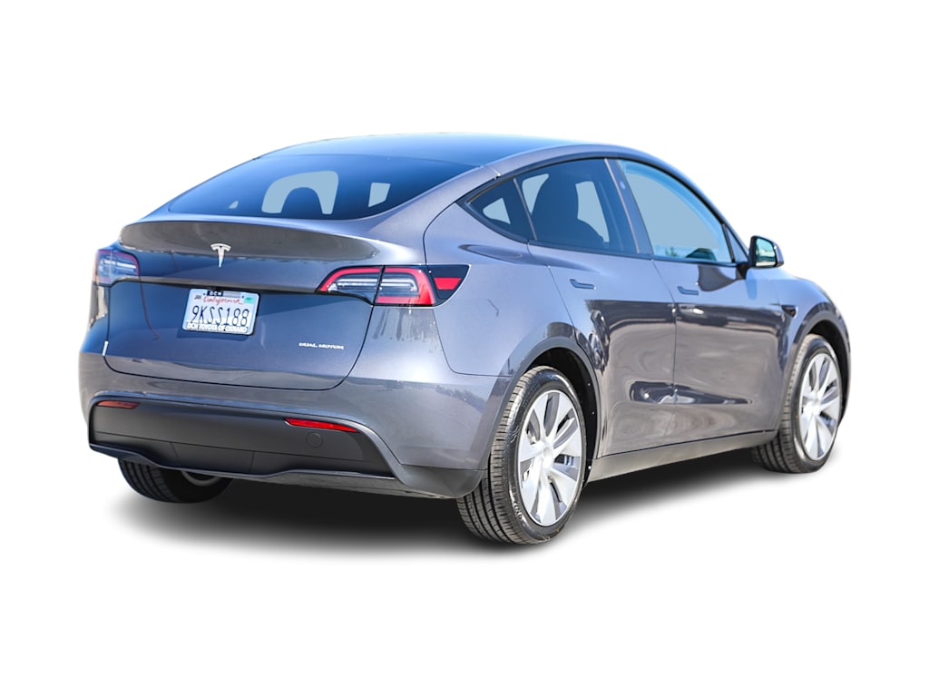 Thumbnail: 2023 Tesla Model Y - 16