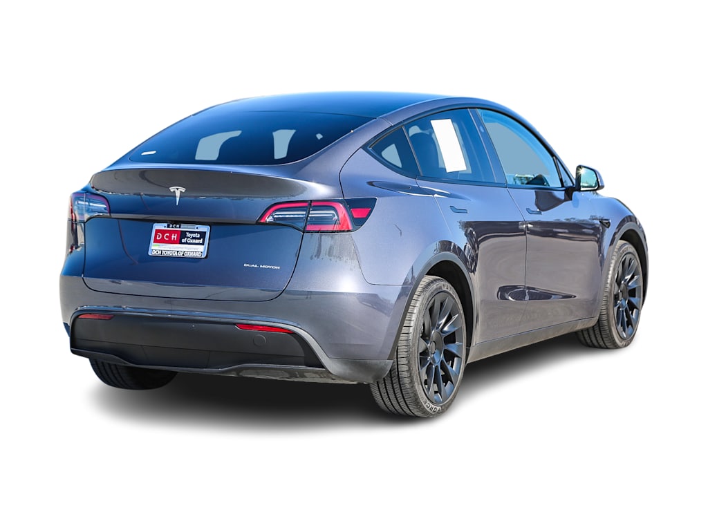 Thumbnail: 2023 Tesla Model Y - 17