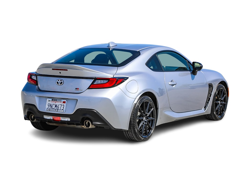 Thumbnail: 2024 Toyota GR86 - 16