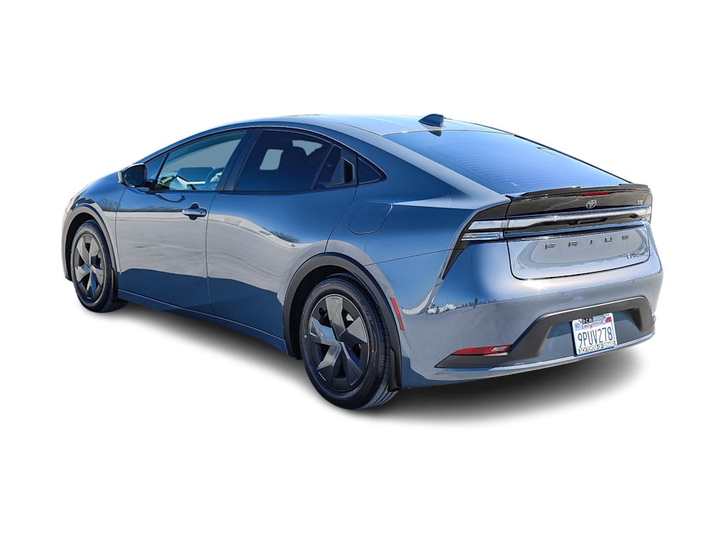 Thumbnail: 2024 Toyota Prius Prime - 3