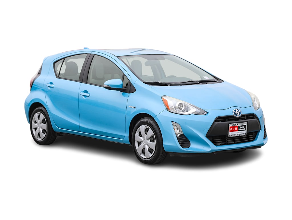Thumbnail: 2016 Toyota Prius c - 18