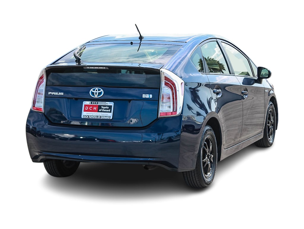 Thumbnail: 2015 Toyota Prius - 20