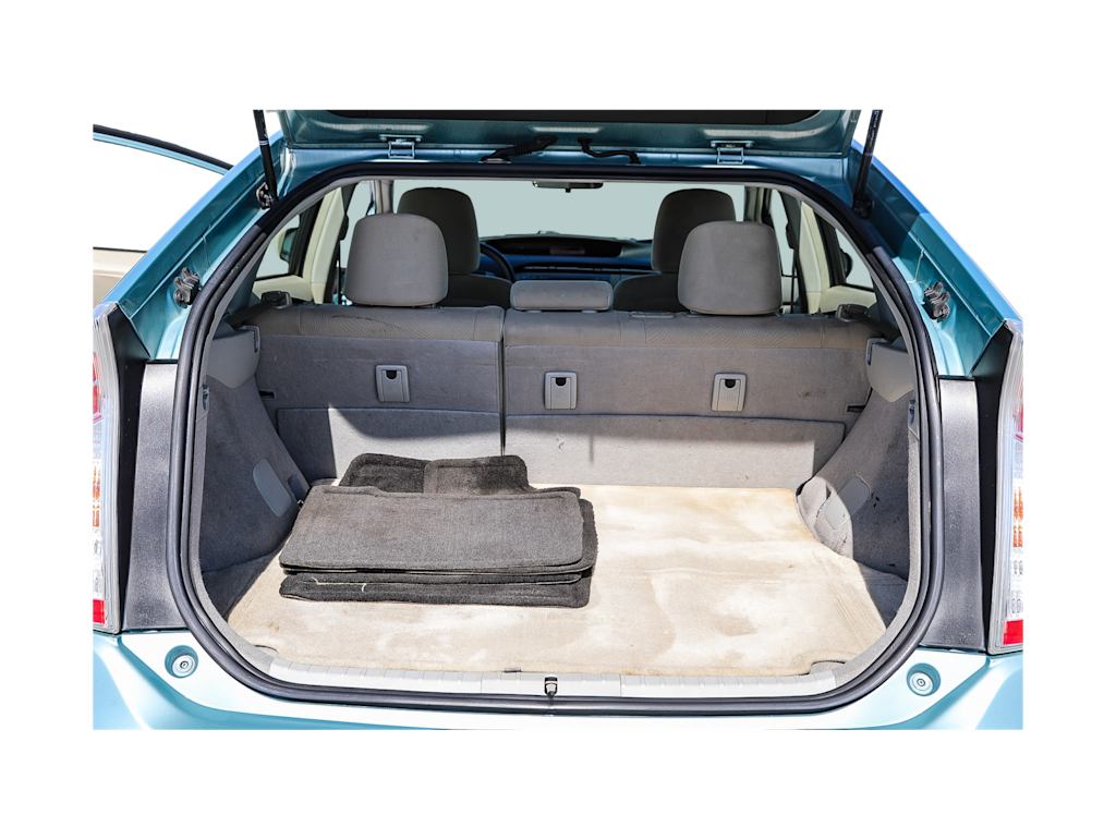 Thumbnail: 2014 Toyota Prius - 16