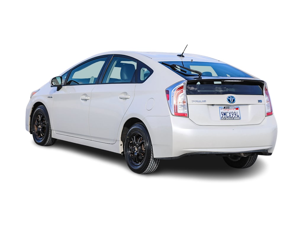 Thumbnail: 2015 Toyota Prius - 3